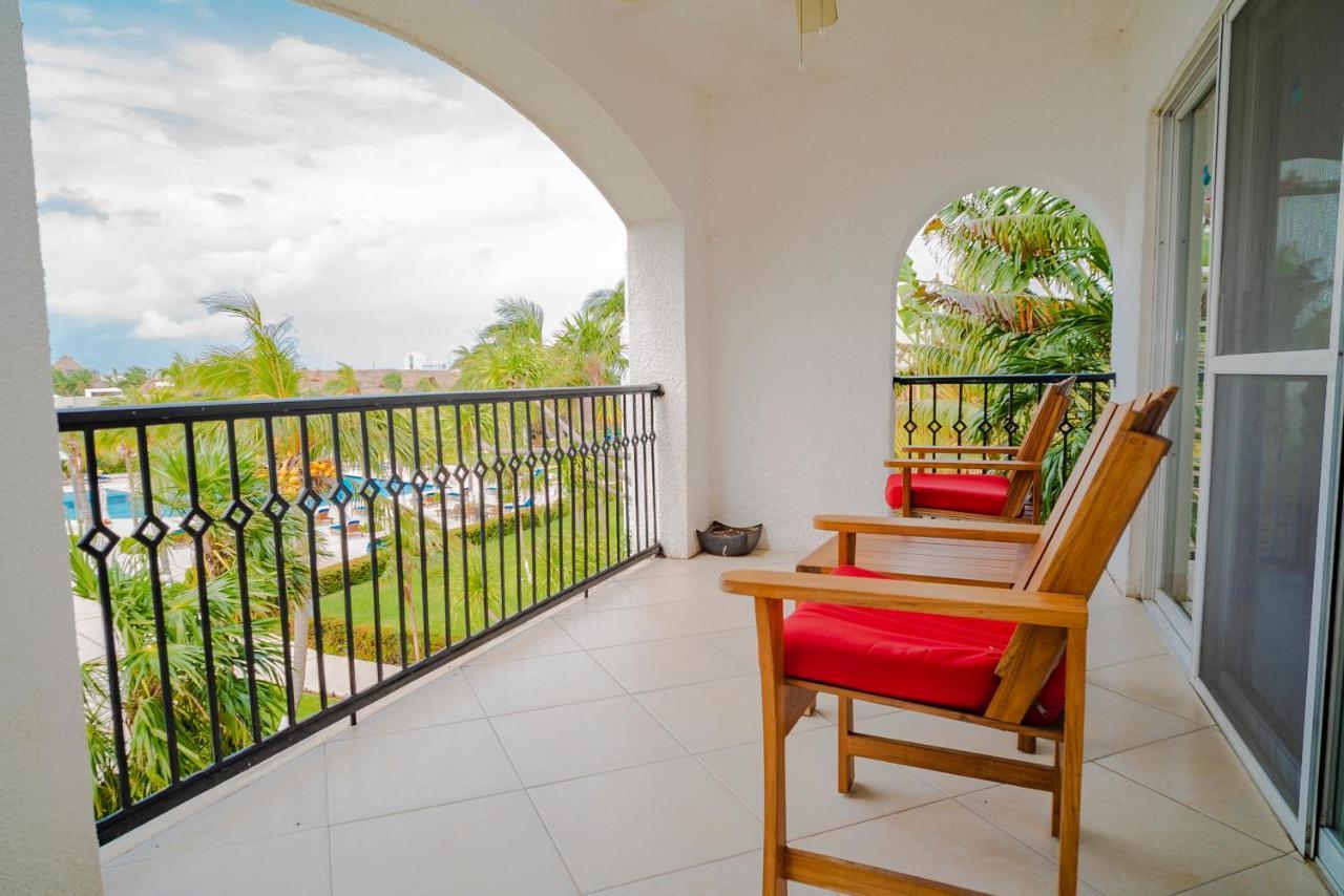 Oceanfront Condo At Voted Best Cancun Sandy Beach Exterior photo