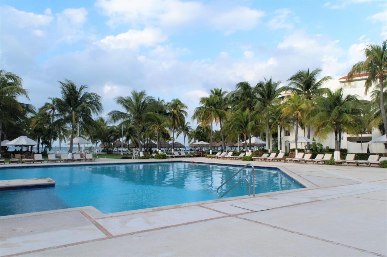Oceanfront Condo At Voted Best Cancun Sandy Beach Exterior photo